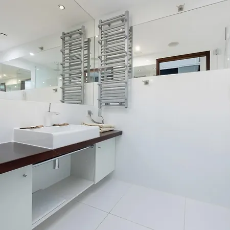 شقة Penthouse Marine Seaview - By Jantar *