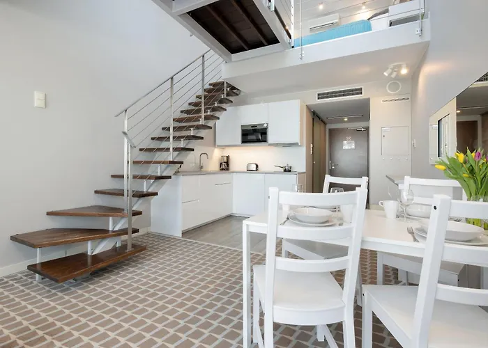 Penthouse Marine Seaview - By Jantar *